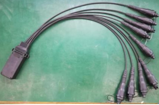 1x4 1x8 Mini FiberHub CLOSURE ITU-T G.657A2 4.8mm Kabel Fiber Optic Plc Splitter