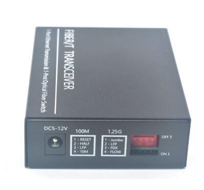 SC Simplex/Duplex 10/100/1000Base-TX naar 1000Base-FX glasvezelmediaconverter met LFP