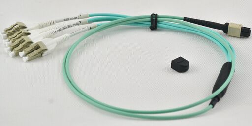 MPO/MTP Fan-out patch cord