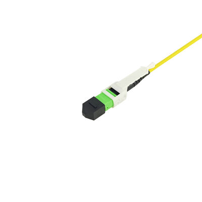 MPO MTP Glasvezelconnector met Treklip SM MM OM3 OM4 OM5 Glasvezel Optische Breakout Kabel Glasvezel Patchkabel/Optische Glasvezel Patchkabel/Optische Glasvezel Trunkkabel/Optische Glasvezel Fanout Kabel voor Hoge Dichtheid