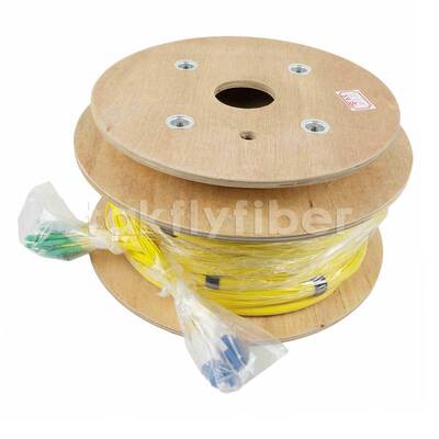 48-Core High-Density Glasvezel Breakout Kabel met LSZH Mantel Multi-Fiber Kabelassemblages