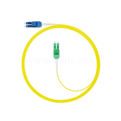 Ruimtebesparende LC-LC Uniboot-patchcord voor hoogdichte bekabeling