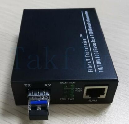 10/100/1000M Auto-Negotiation Media Converter,Low-Temperature-Rise Chip, Geen koelventilator, Betrouwbare vezel naar Ethernet conversie