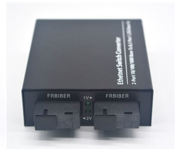 SC Single-Fiber 10/100/1000M met 2 RJ45-poorten Base-T naar 100 Base-X beheerde mediaconverter