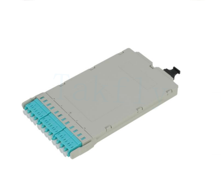 1U 144C High Density MPO Patch Panel 12 cassettes, MPO naar LC-conversie, vooraf afgesloten voor SAN/LAN/Data Center