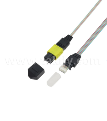 MTP-16CH-FA Fiber Array Assembly MTP-connector voor 16-kanaals V-Groove Fiber Array, laag invoegverlies, voor high-speed optische transceivers & CPO / Data Center applicaties
