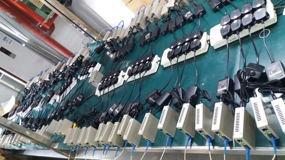 1000BASE-T koperen SFP-transceiver met snelheid van 1,25 Gbps, bereik van 100 m en lage EMI