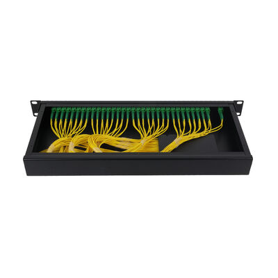 Het OEM 1U 19Inch 2x64 Rek zet LC-Vezel Optische PLC Splitser voor FTTx-Datacenter op