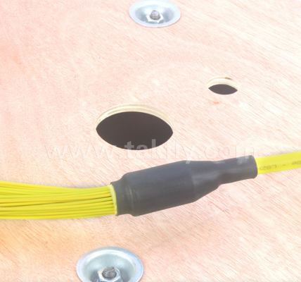 48-Core SC-SC Pre-terminated Breakout Patch Cord   High-Density, Custom Breakout Configurations (Bare Fiber / 0.9mm / 2.0mm / 3.0mm), voor Data Center & Indoor/Outdoor toepassingen
