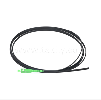 SC/APC FTTH Buiten Flat Drop Pigtail – Simplex, Vooraf geconnectoriseerd, Anti-vibratie ontwerp voor snelle veldinstallatie