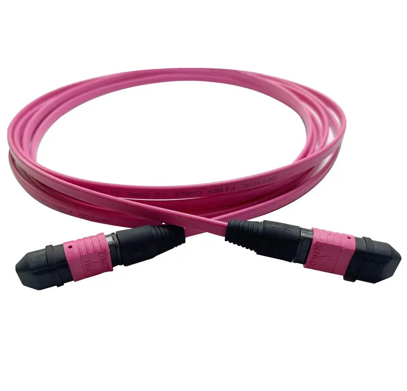 MPO MTP Zirconia Ceramic Connector 3.0mm Kabeldiachter -40.C tot 85.C PVC/LSZH Jacket 20m Lengte