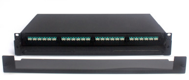 Aanpasbare MTP MPO patch panel specificatie voor kabeldiameter 0,9 / 2,0 / 3,0 mm