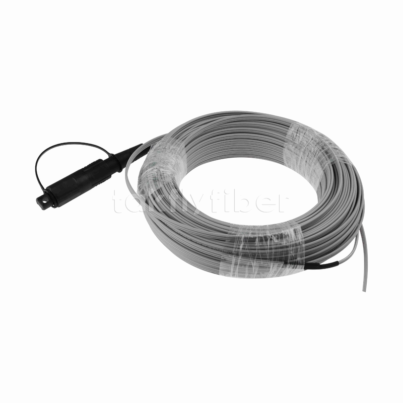 1 Core Pre-determined Optitap SC/APC Figuur 8 FTTH Fiber Optic Drop Cable Pigtail 40M G657A LSZH 0.25μd Low Friction Jacket met 1.0mm gegalvaniseerde boodschapperstaaldraad