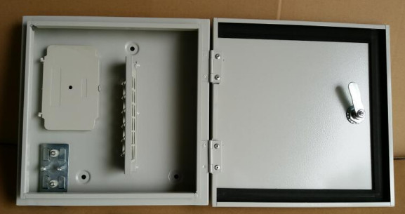 ODF-OW12B Outer Wall Type Fiber Optic Distribution Frame voor outdoor optische kabels, optische patchcords en optische pigtails.