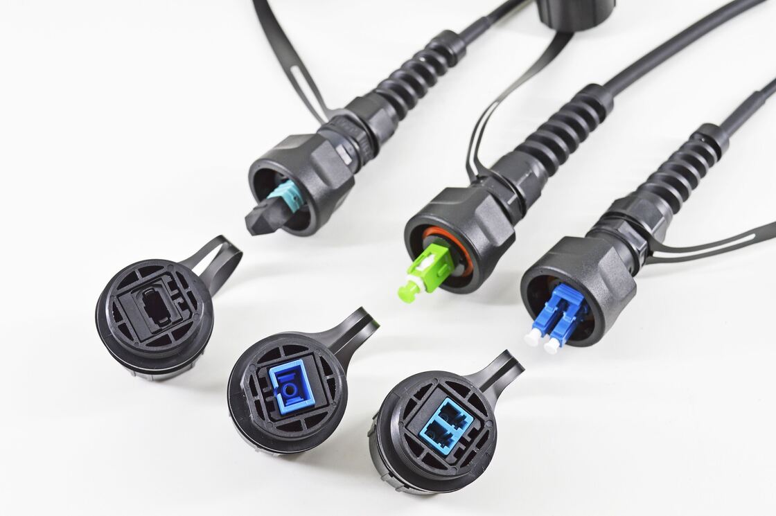 Waterdicht ODVA MPO MTP Manlijk Vrouwelijk naar LC SC FC ST SM MM OM3 OM4 OM5 Glasvezel Breakout Cable Glasvezel Patchcord/ Glasvezel Patch Cable/ Glasvezel Trunk Cable/ Glasvezel Fanout Cable